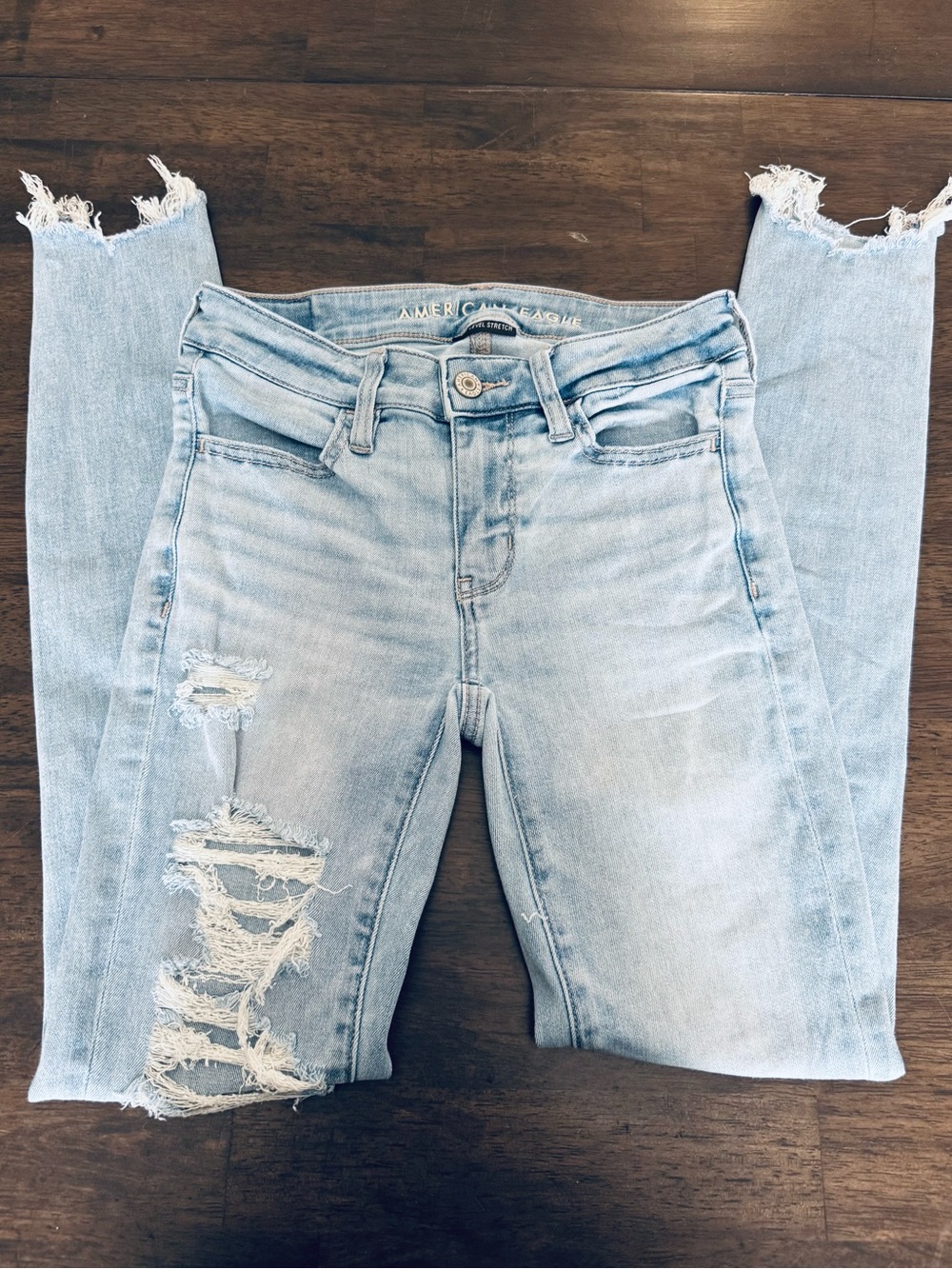 American Eagle Distressed Long Skinny Jeans Next Level Stretch 000